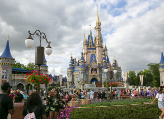 Disney anuncia una gran ampliación de Magic Kingdom »