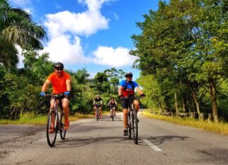 Intrepid lanza nuevos viajes a Cuba, incluidos tres itinerarios ciclistas »