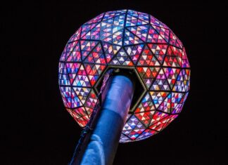 ¿Dónde ver caer la bola en Nueva York en esta Nochevieja? »