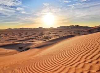 6 Destinos Fascinantes en Arenas Doradas »