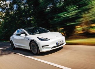 Caen las matriculaciones de Tesla en Estados Unidos, mientras sus rivales experimentan aumentos »