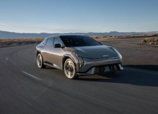 Kia presentó en el auto show de Nueva York el nuevo sedán eléctrico EV4 del 2026 »