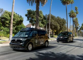 Volkswagen y Uber lanzan una alianza estratégica a largo plazo para implementar vehículos autónomos ID. Buzz en la plataforma Uber »