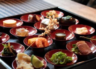 5 Destinos de Lujo con las Experiencias Gastronómicas Más Sorprendentes »