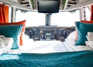 ¿Dónde Puedes Dormir en un Avión sin Volar? »