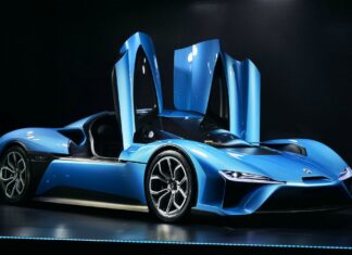 5 autos deportivos eléctricos que combinan velocidad y elegancia en el 2025 »