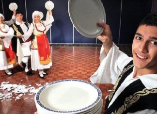 ¿Cuáles son los lugares del mundo con las tradiciones más bizarras? »