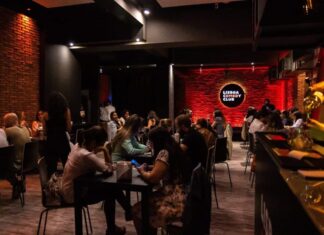 Los Mejores Destinos para Amantes del Humor y las Bromas »