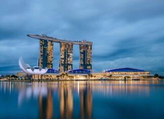 Las 5 ciudades más caras del mundo y por qué siguen elevando la factura »