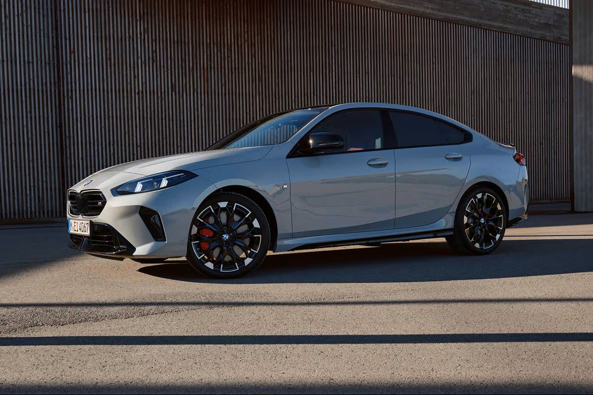 Los 5 autos del 2026 con más quejas reportadas ante la NHTSA »