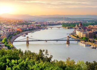 Los 5 rincones de Budapest que mejor explican por qué esta ciudad sigue de moda »