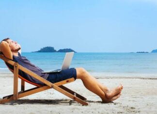 Los 5 mejores destinos de playa para trabajar remoto en el 2026 »