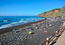 Las 5 playas del mundo donde el plan perfecto es no entrar al agua en el 2026 »