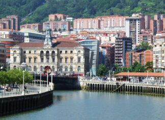 5 destinos perfectos para quienes aman viajar pero odian planear en el 2026 »