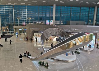 Los 5 aeropuertos del mundo donde hacer escala en 2026 se siente casi como visitar la ciudad »