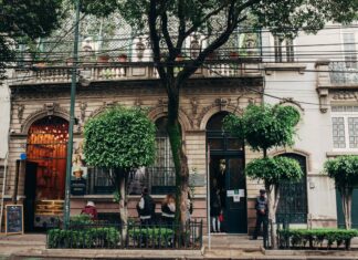 Los 5 barrios residenciales del mundo donde alojarte hace que el viaje se sienta como “vivir ahí” en el 2026 »
