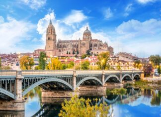 Los 5 rincones de Salamanca donde la historia y la vida universitaria siguen vivas »