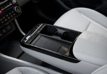 Los 5 autos del 2026 con el mejor acceso a puertos USB y cargadores en cabina »