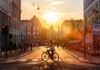 Las 5 ciudades medianas del mundo donde la vida local se disfruta mejor caminando que en coche »