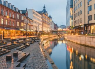 Los 5 destinos del mundo donde un viaje gira alrededor de una gran caminata urbana »