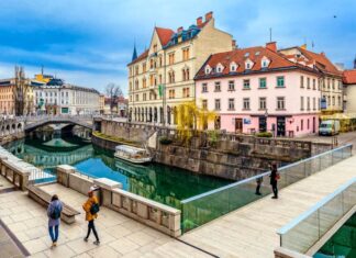 Las 5 ciudades pequeñas de Europa donde la vida cotidiana se siente más interesante que cualquier atracción turística »