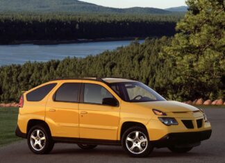 5 autos que parecían una idea brillante, pero terminaron siendo los fracasos más ridículos de la historia »