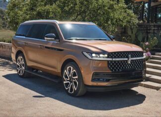 Lincoln Navigator Black Label del 2026, un SUV a todo lujo »