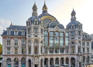 5 estaciones de tren históricas que merecen una visita aunque no tomes ningún tren »