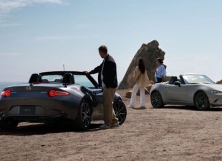 5 autos del 2026 que todavía te dejan manejar con tres pedales. »