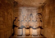5 monumentos que esconden mensajes en sus paredes y que puedes aprender a descifrar durante una visita »