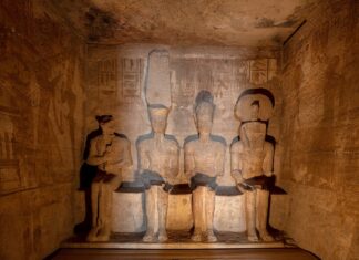 5 monumentos que esconden mensajes en sus paredes y que puedes aprender a descifrar durante una visita »