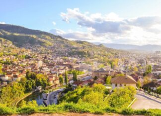Sarajevo, la ciudad europea donde Oriente y Occidente se encuentran y puedes viajar sin gastar una fortuna »