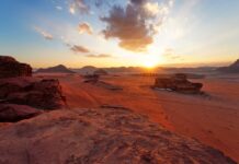 5 destinos donde puedes descubrir aromas, sonidos y paisajes únicos »