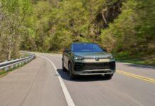 El Volkswagen Tiguan SEL R-Line Turbo es nombrado mejor SUV compacto en los premios «Best of the Year 2026″ »