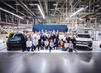 Volkswagen celebra en Chattanooga el ensamblaje de la totalmente nueva familia Atlas del 2027 »
